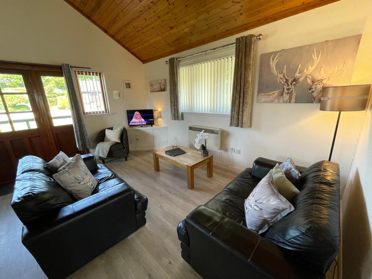 Wellsfield Farm Holiday Lodges Стърлинг Екстериор снимка