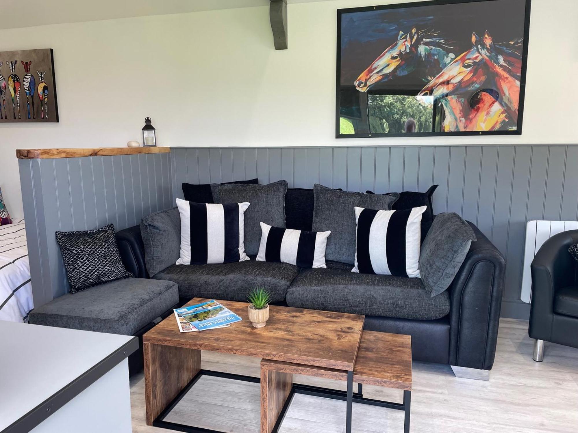 Wellsfield Farm Holiday Lodges Стърлинг Екстериор снимка